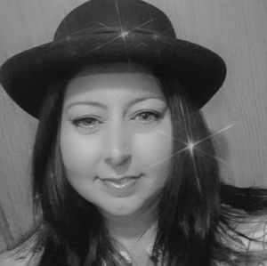 Meet your Posher, Deborah